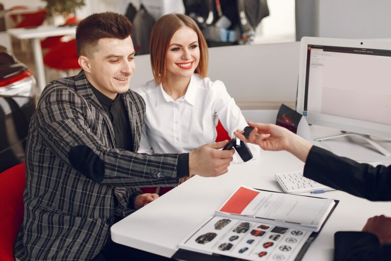 Wie Findycar.de die Autovermietung auch ohne Kreditkarte möglich macht