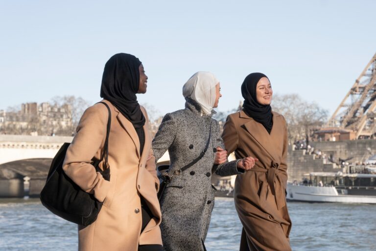 Muslimische Mode für Frauen – Stilvoll, Vielfältig und Modern