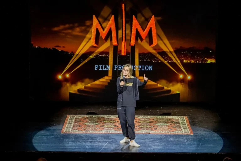 Wie organisiert man ein Musikkonzert, das den Zuschauern definitiv in Erinnerung bleiben wird? Wie organisiert man ein Musikkonzert, das den Zuschauern definitiv in Erinnerung bleiben wird