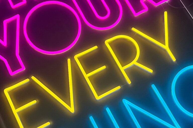 Neon Bilder: Der ultimative Guide für leuchtende Wandkunst in Ihrem Zuhause Neon Bilder Der ultimative Guide für leuchtende Wandkunst in Ihrem Zuhause