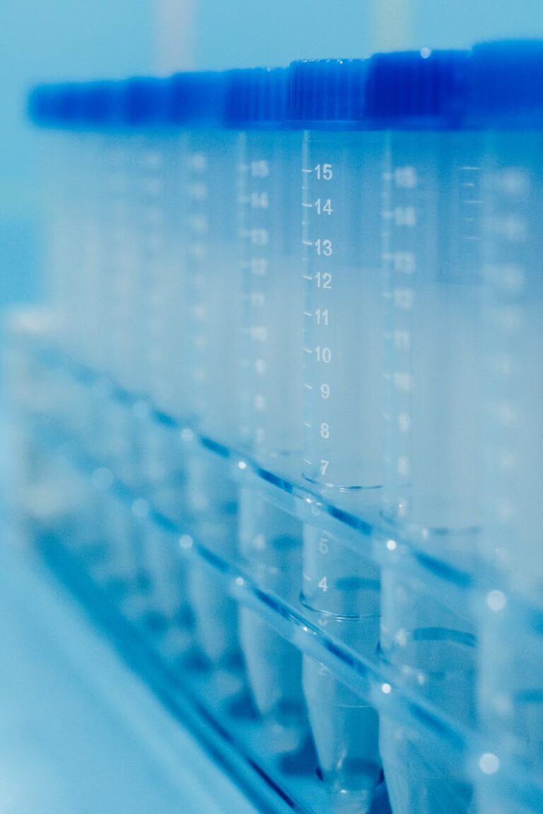 Googlab Zentrifugenröhrchen vom Falcon-Typ: zertifizierte Laborplastik-Alternative für professionelle Anwender Googlab Zentrifugenröhrchen vom Falcon-Typ zertifizierte Laborplastik-Alternative für professionelle Anwender