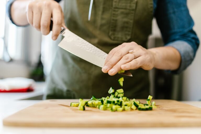 Japanische Messer in der Küche Präzision für traditionelle Rezepte